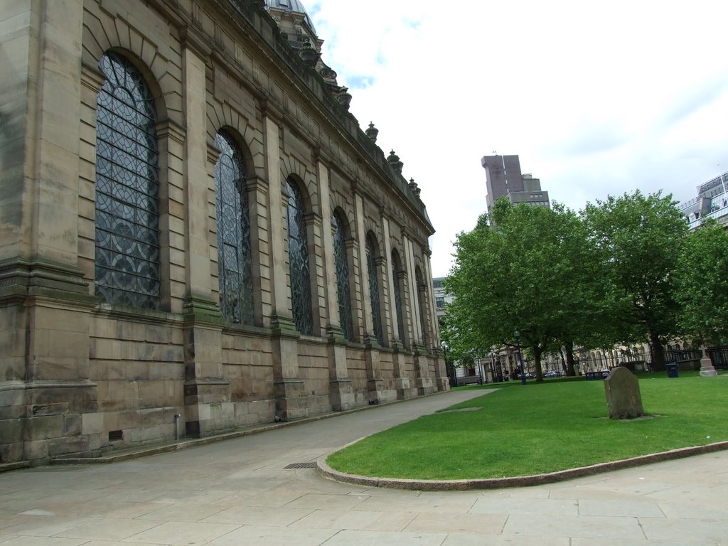 Birmingham cathedral by Marcin Ch