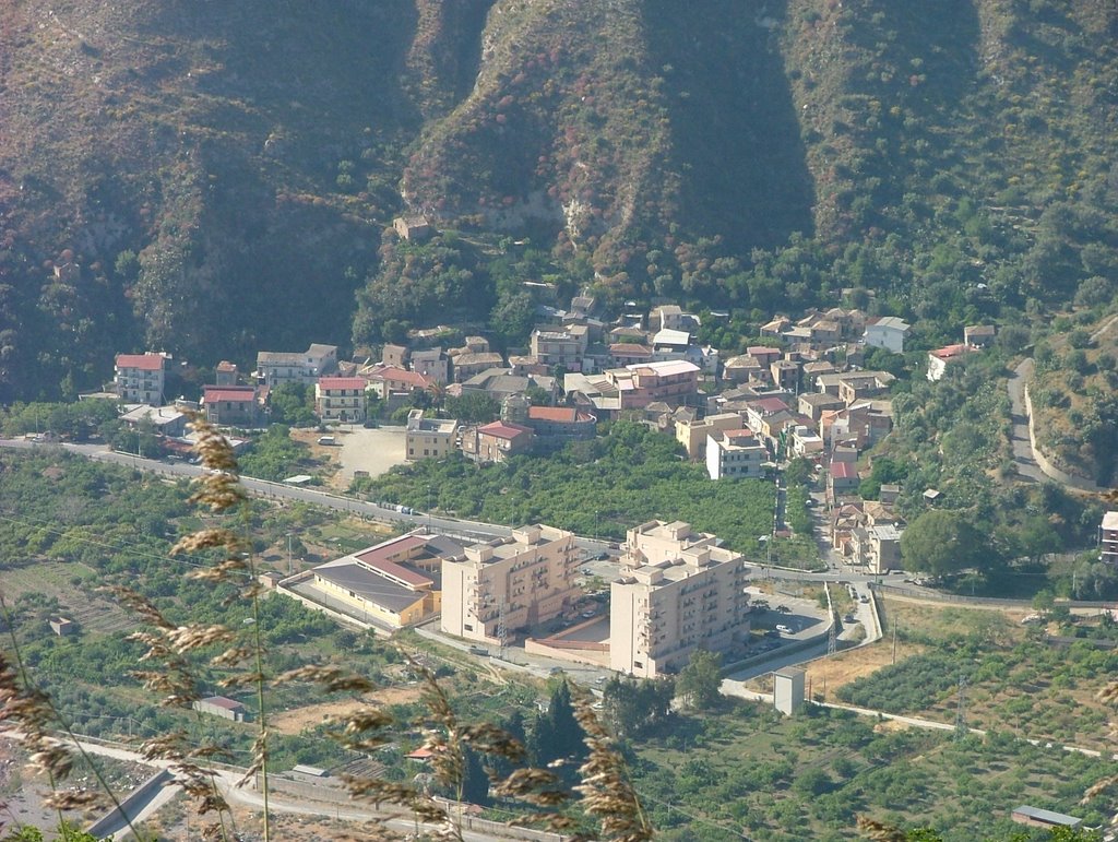 REGGIO CALABRIA - Oliveto: vista dallo Spagnolo (Oliveto: view by the "Spagnolo") by lillo56