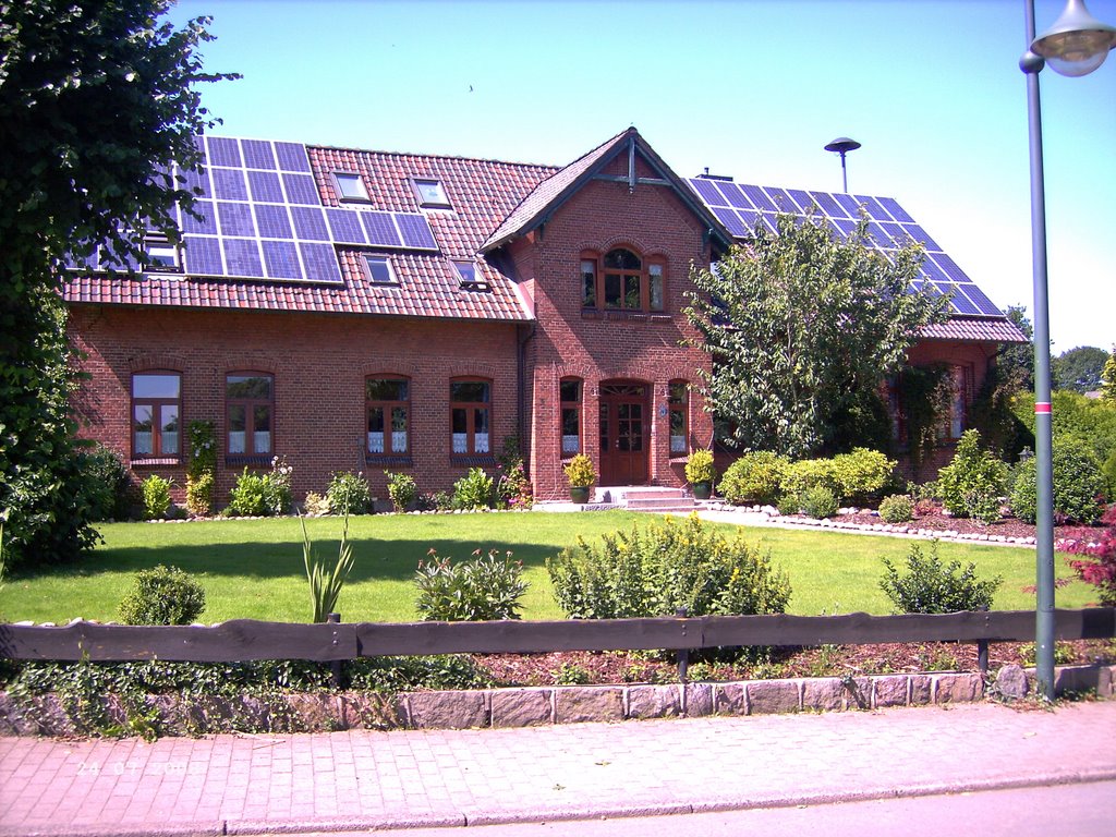 Rade - ehemaliges Schulgebäude-1 - former schoolhouse by DL1LAM