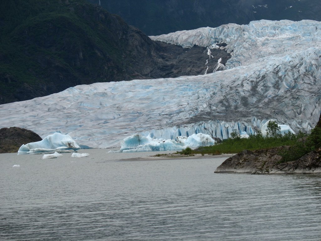 Mendenhall Glacier July 2008 by velaman