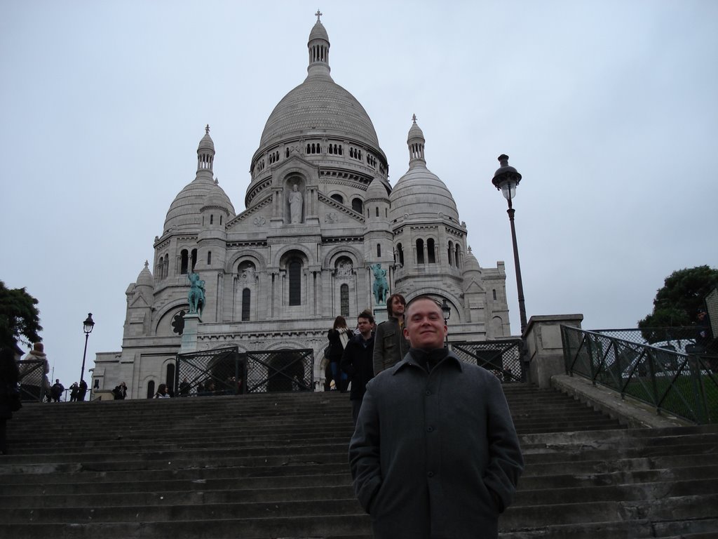 Sacre Coeur by Shin Bennick