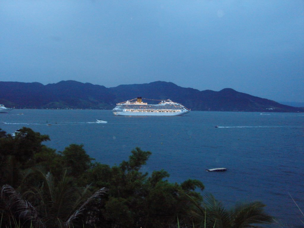 Cruzeiro, Canal de Sao sebastiao by Carlos Eduardo Leand…