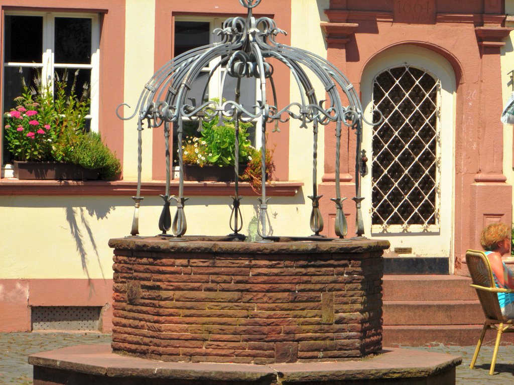 Brunnen am Rathausplatz by kastep