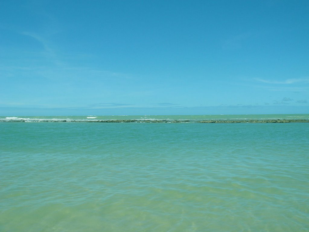 Recifes em frente a Praia de Carneiros by Guilherme Coelho