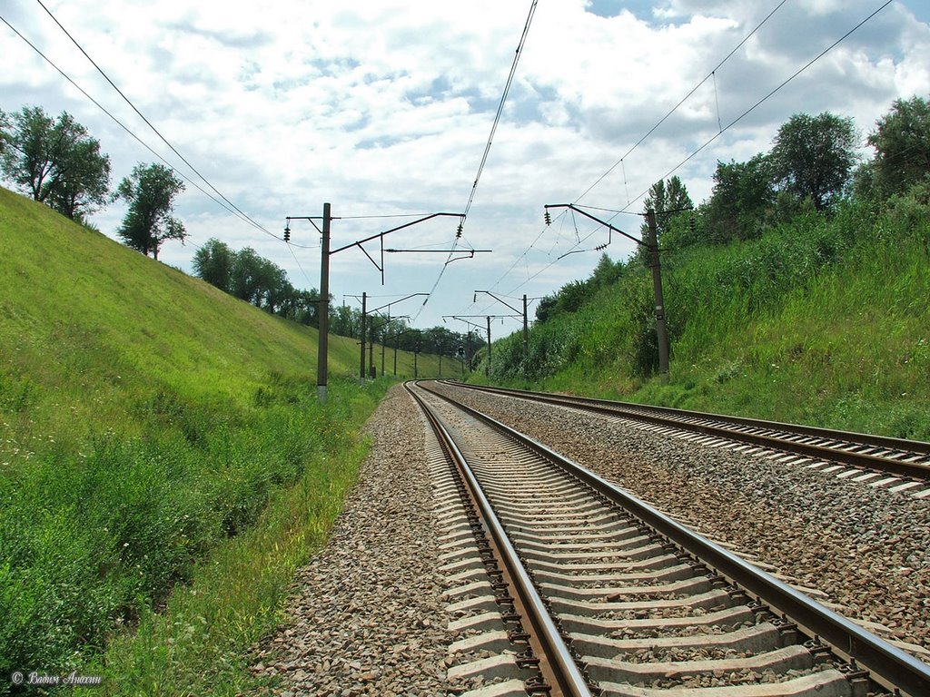 Railway near stopping plathform 1337 km by Vadim Anokhin