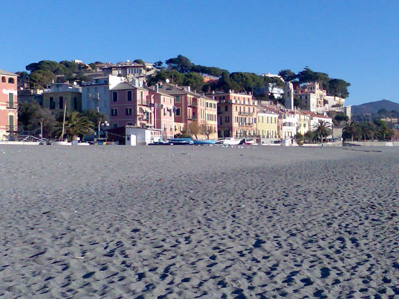 Celle - spiaggia torrente Ghiare by Norbirio