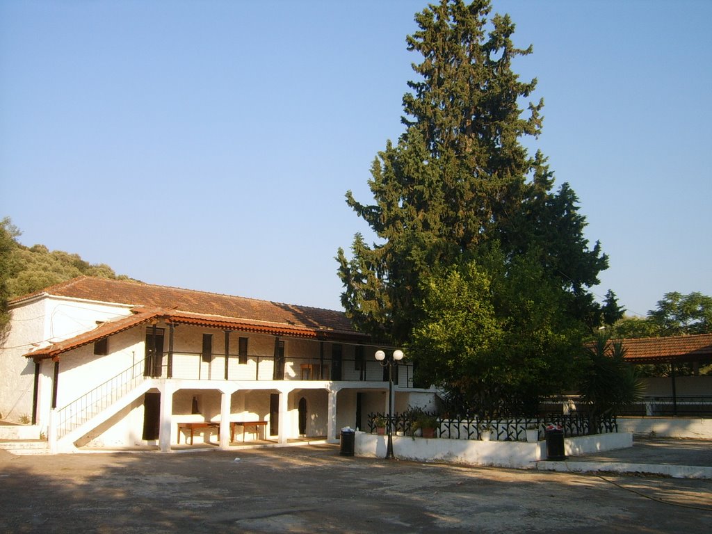 Lesini monastery / Μοναστήρι Παναγίας Λεσινιώτισσας by Papanikolaou K