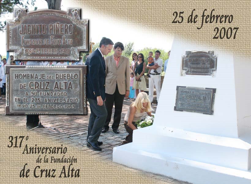 Homenaje a Jacinto Piñero, 317º aniversario de la fundación Cruz Alta by Sebastian Bertoli