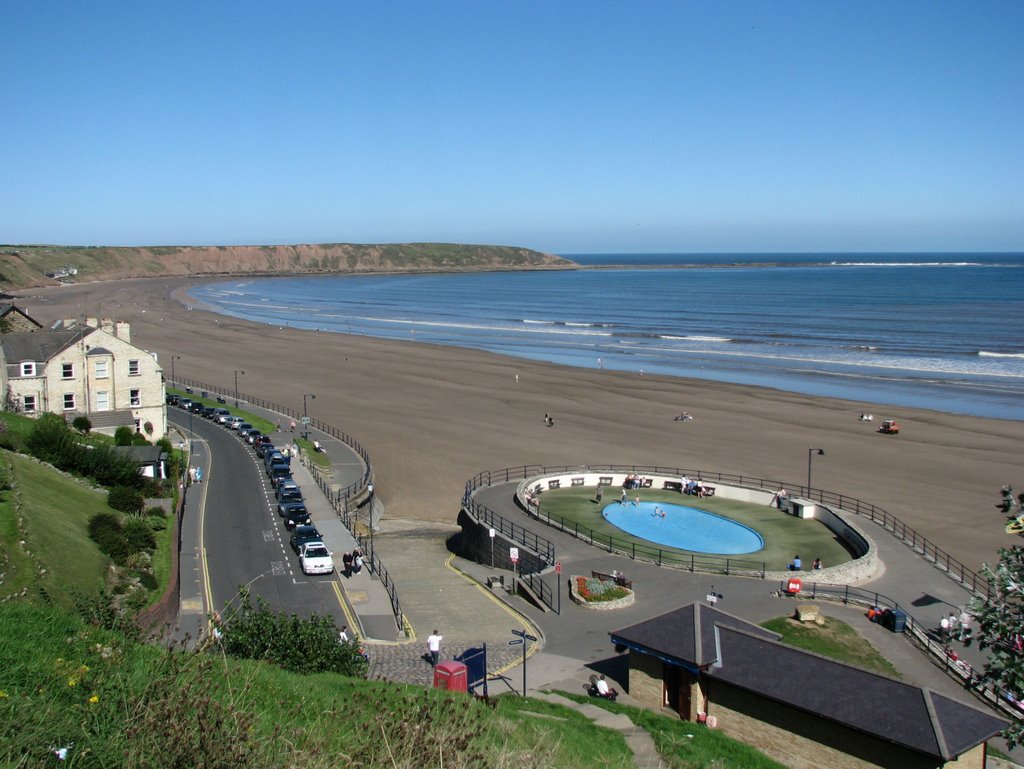 Filey Bay by mikeglover