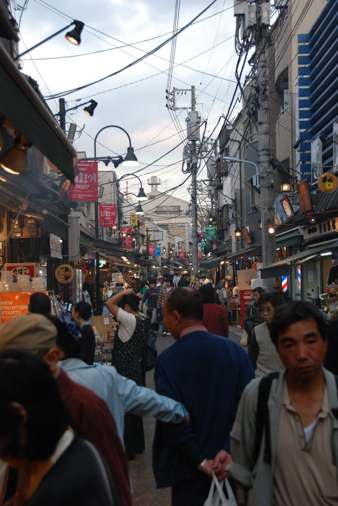 Yanaka-ginza on the evening by u7shin