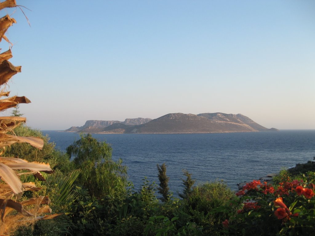 Kaş Yarımadadan Meis by Turan KARACA