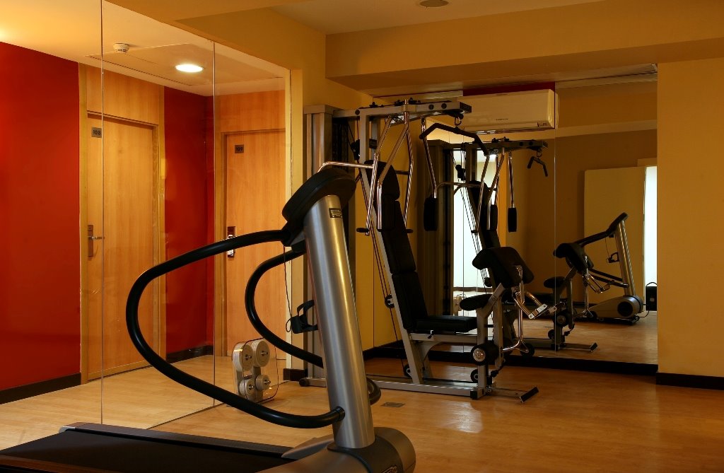 GIMNASIO HOTEL T3 TIROL MADRID by hoteltirol