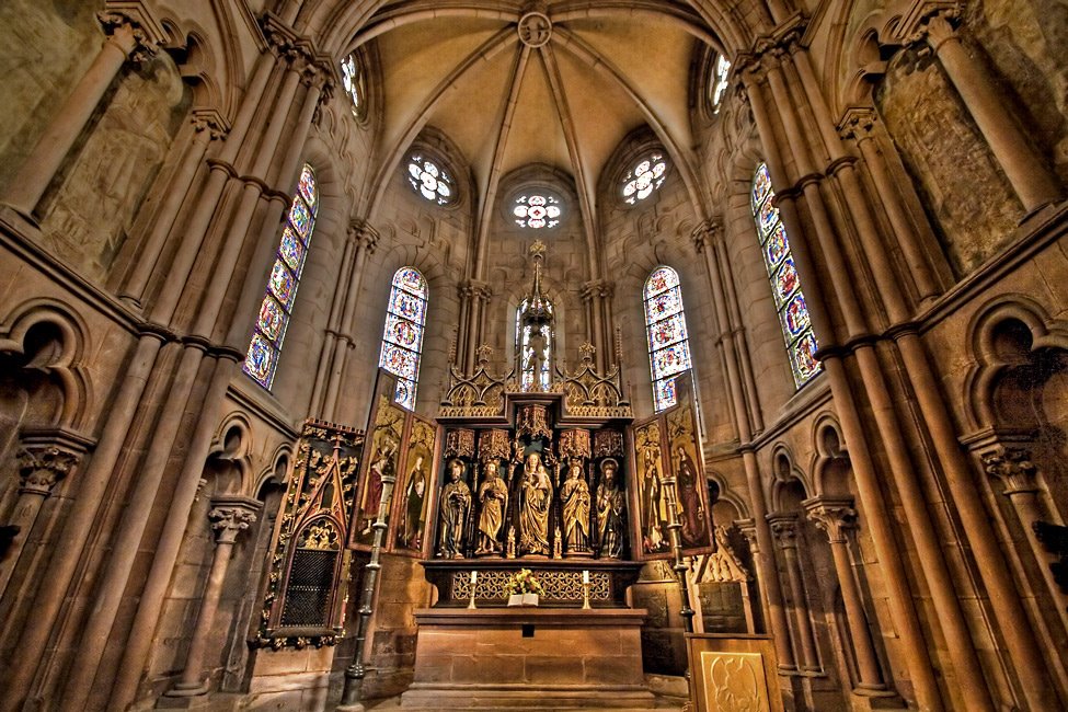 Gelnhausen Marienkirche Chor by hessenkrone.de