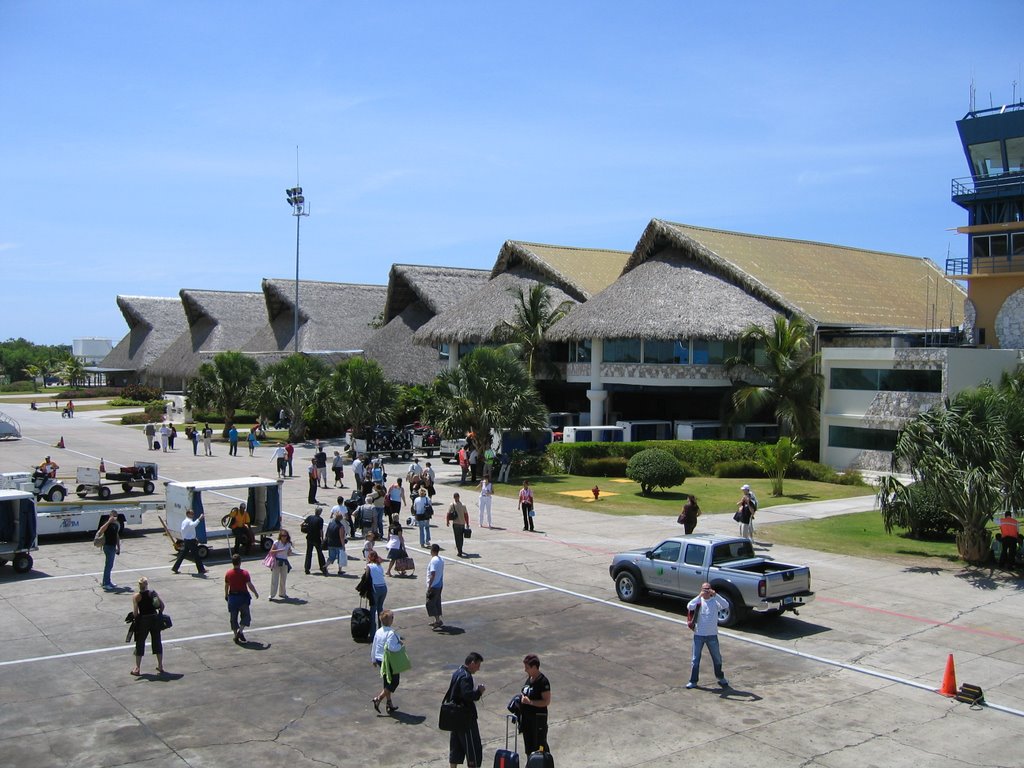 Punta Cana, Airport by webvince