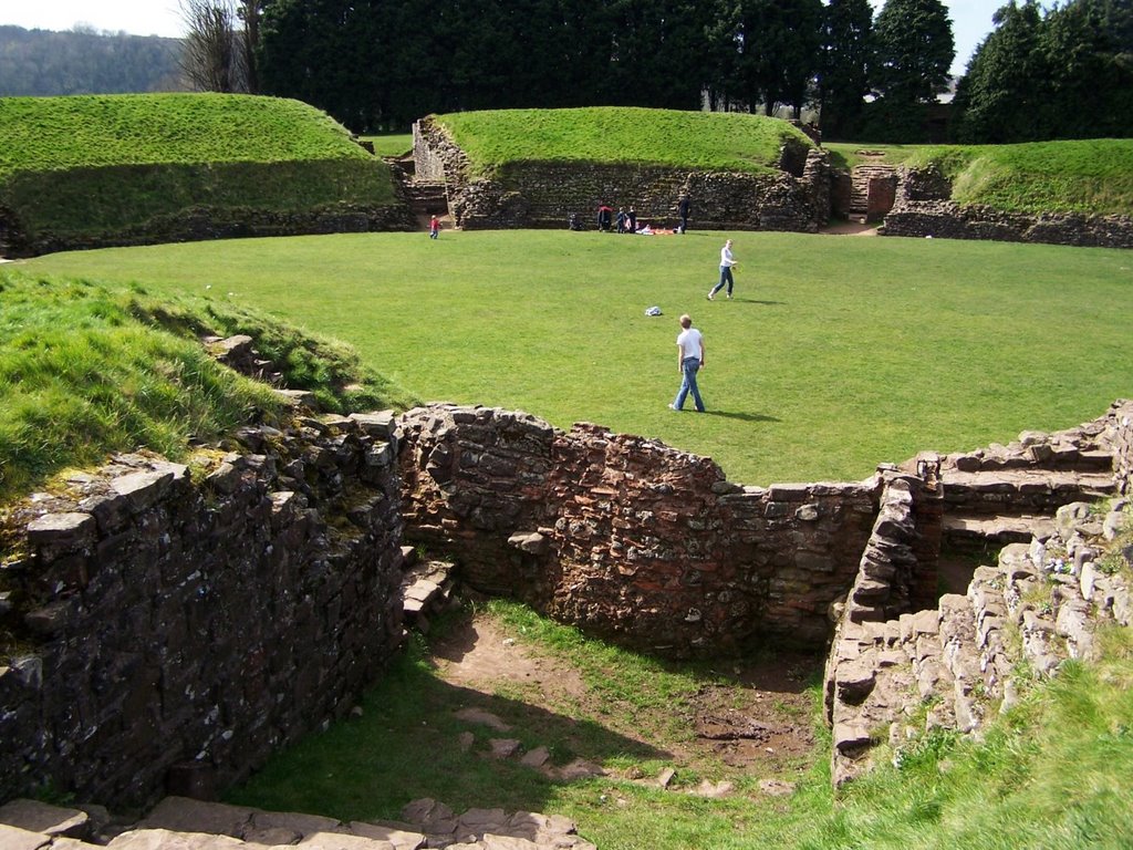 Amphiteatre, Caerleon - Wales by Timejka