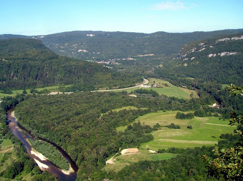 Vue sur la vallée de la bienne by titlis39