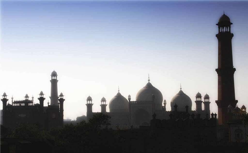 Lahore, Pakistan, Panorama seen from Lahore Fort by braunmedia