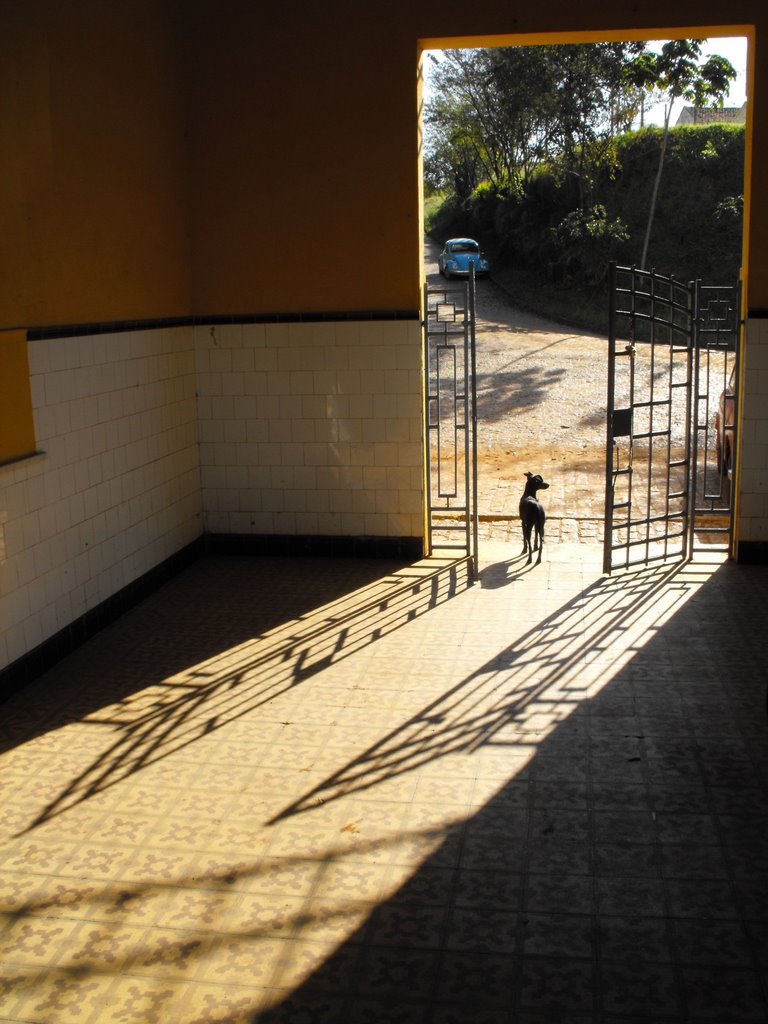 Portão da Estação Ferroviária de Brotas by nandice