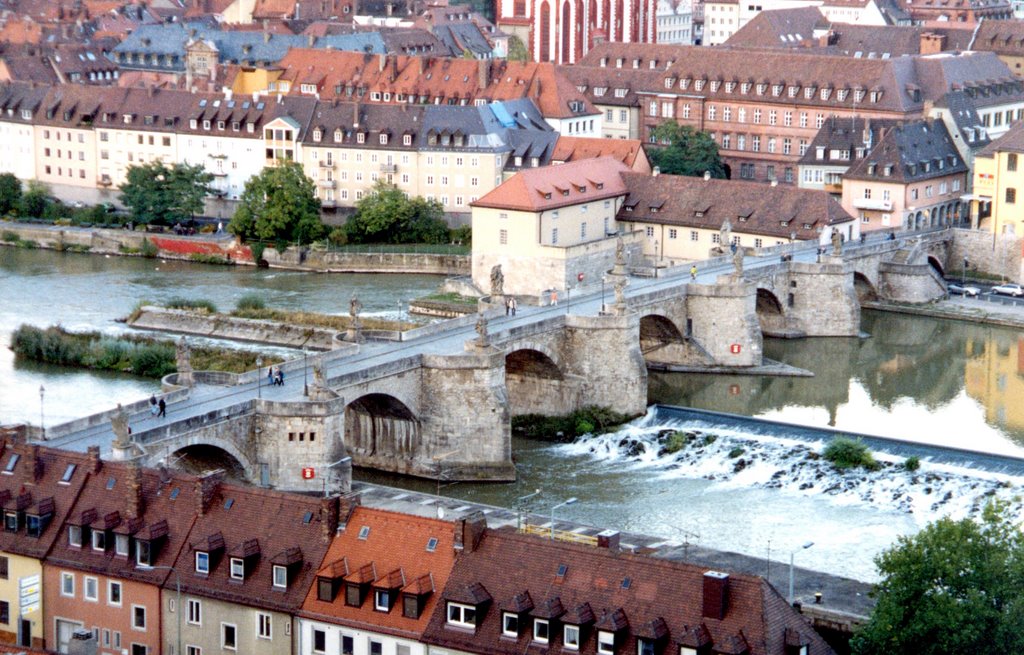 Alte Mainbrücke - Würzburg, Germany. by André Bonacin