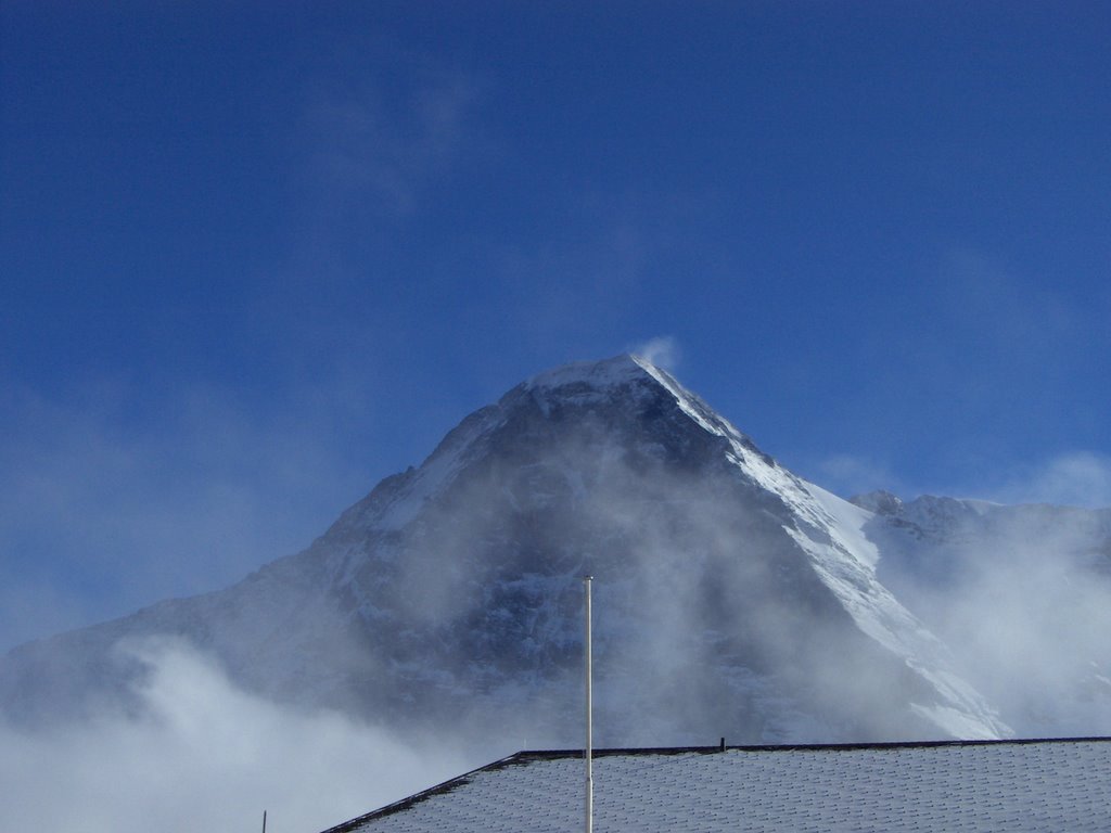 Eiger nord wand by tschmutz