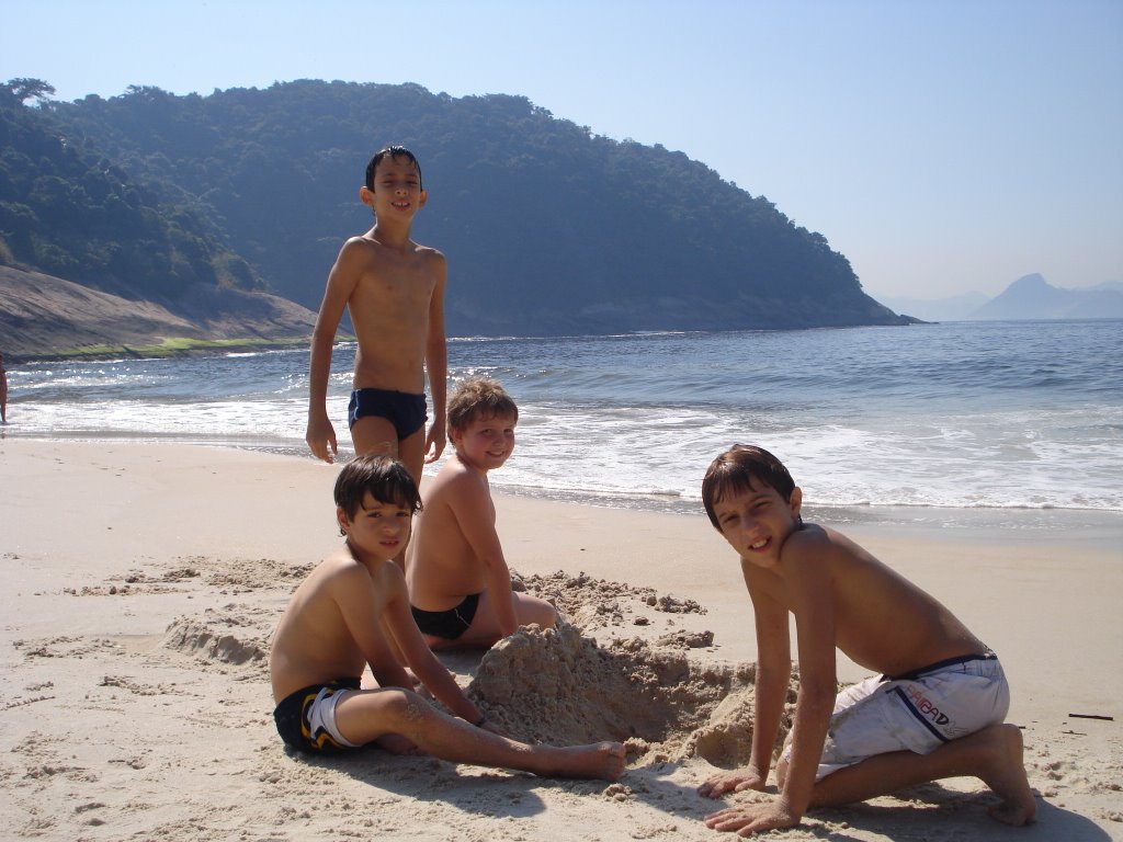 Boys from Praia de Fora by nando p