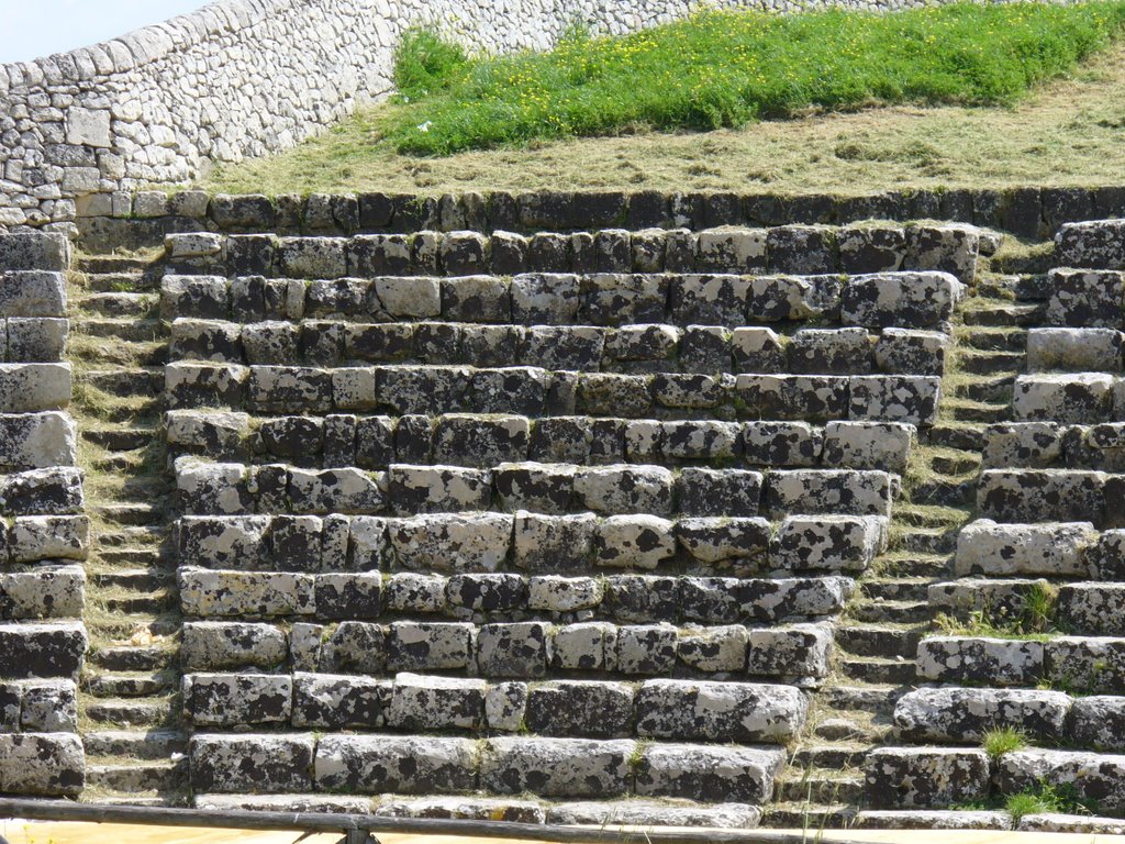 Palazzuolo Acreide - teatro greco by Lo zio di Leo