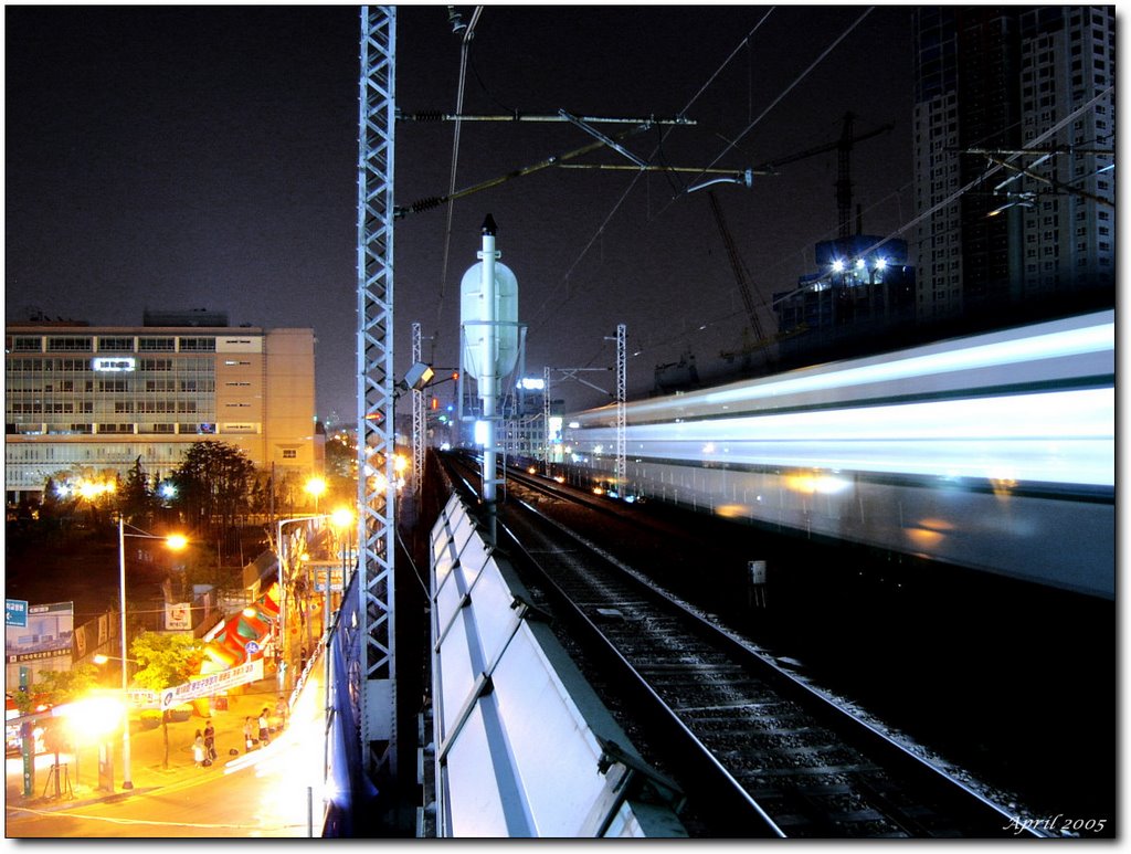 Konkuk Univ. Station, Gwangjin, Seoul, Korea by Blue Mun