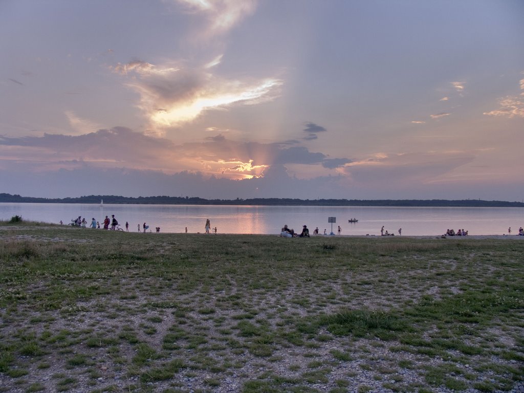 Sonnenuntergang am Cospudener See by UKblue