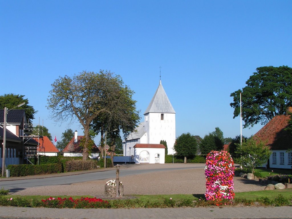 Øster Højst - kirken by Irmgard Lorenzen