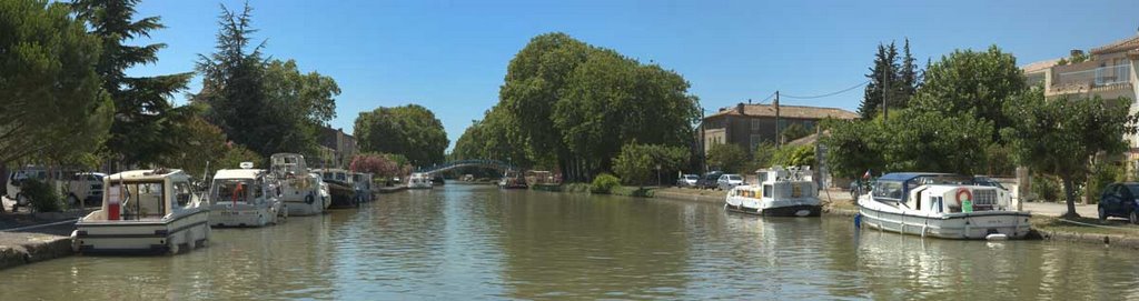 Le Canal du Midi à Homps (Aude) by Alain Chaubard