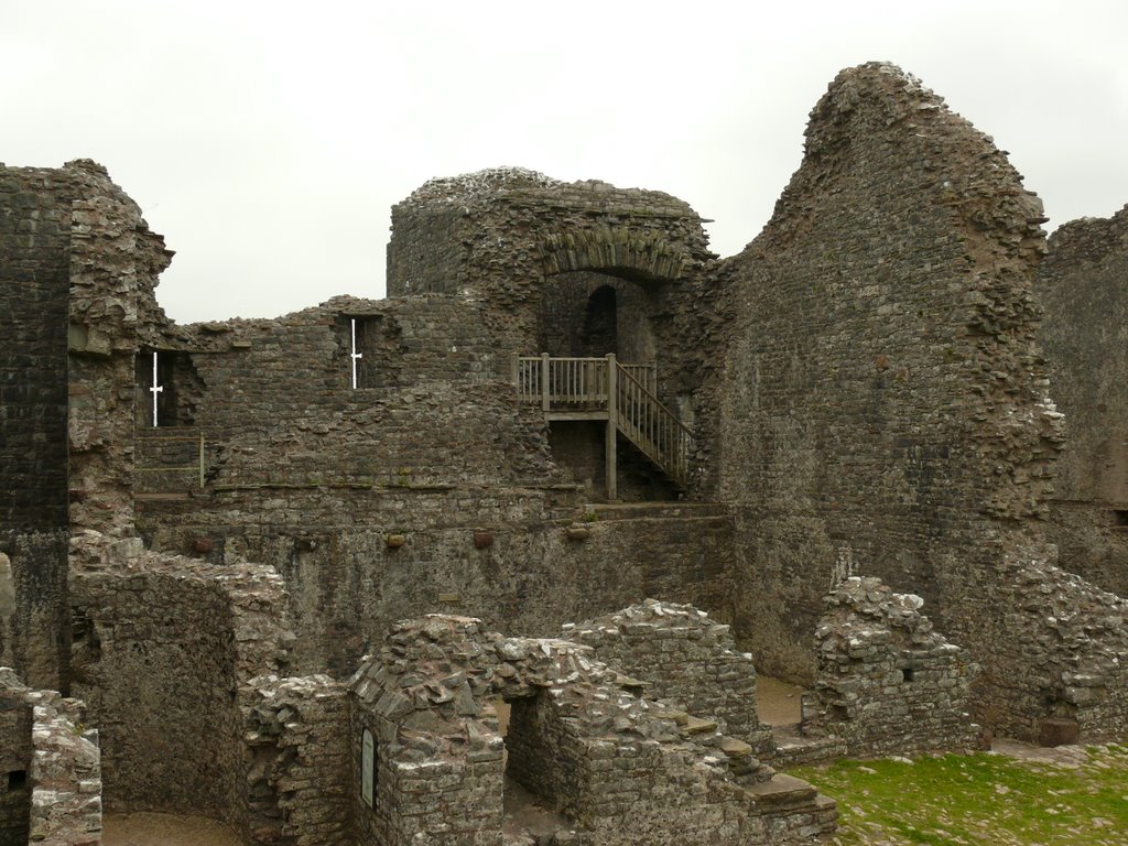 Carreg Cennen Castle by vladosak