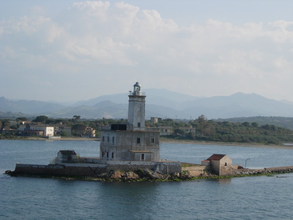 Faro del porto di Olbia by Alessandro Gonfianti…