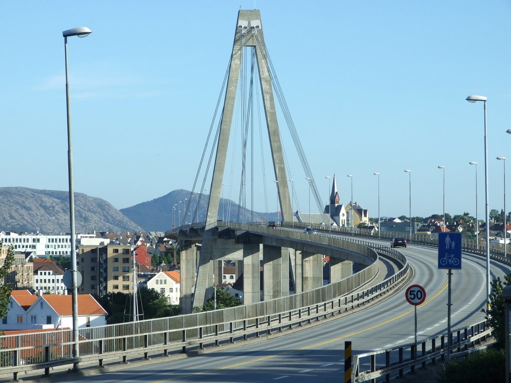 Bridge in Stavanger by ryhard