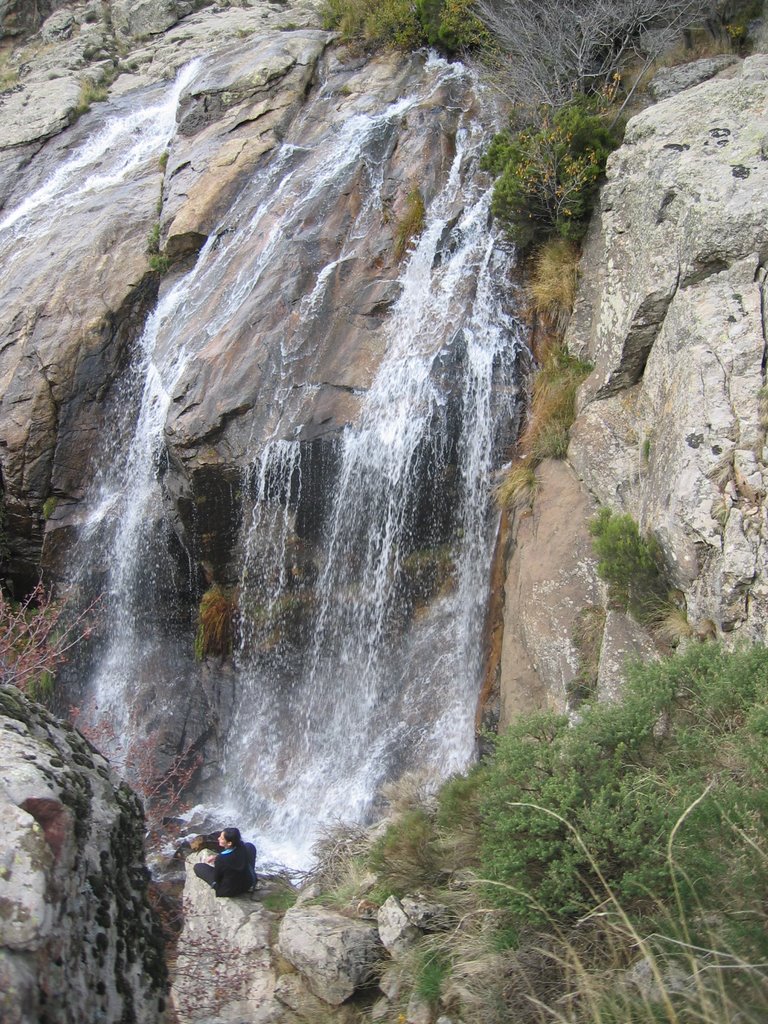 Chorrera de los Litueros by churlos