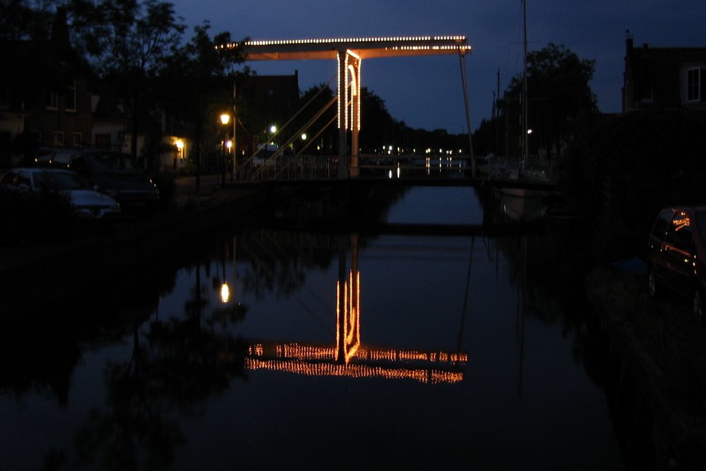 Iluminated Bridge, Edam.July 2008 by Nick.luxemburg