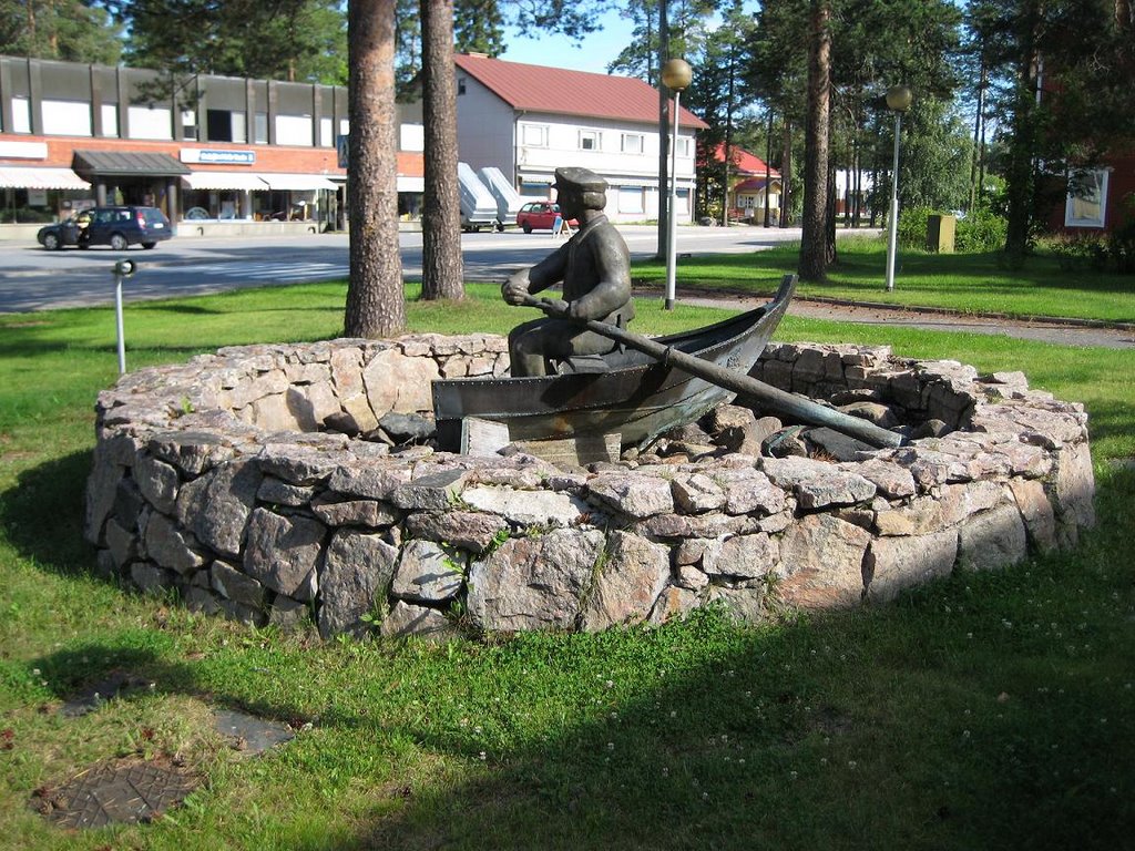 Monument boat man Vaala by ©JPix