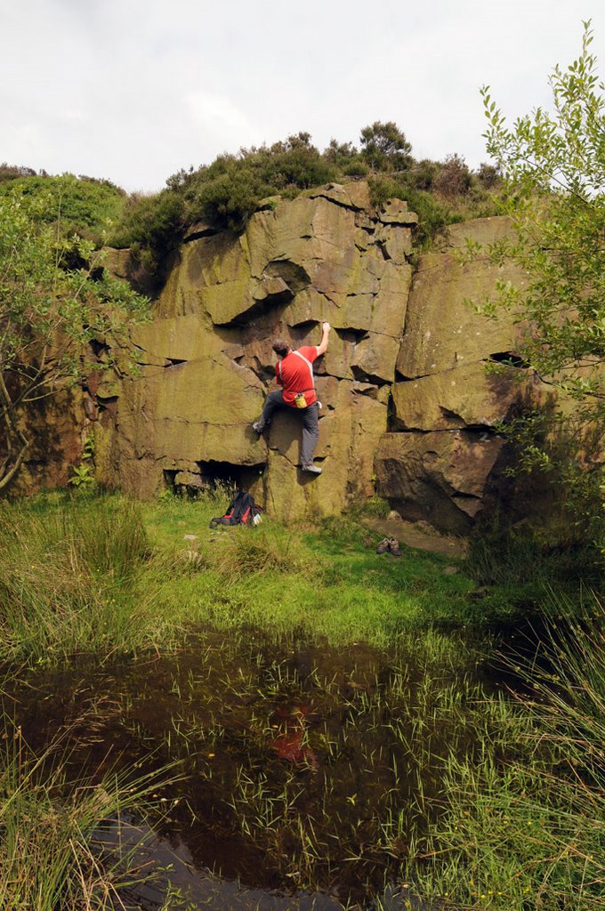 Brownstones Bouldering by Chris Craggs