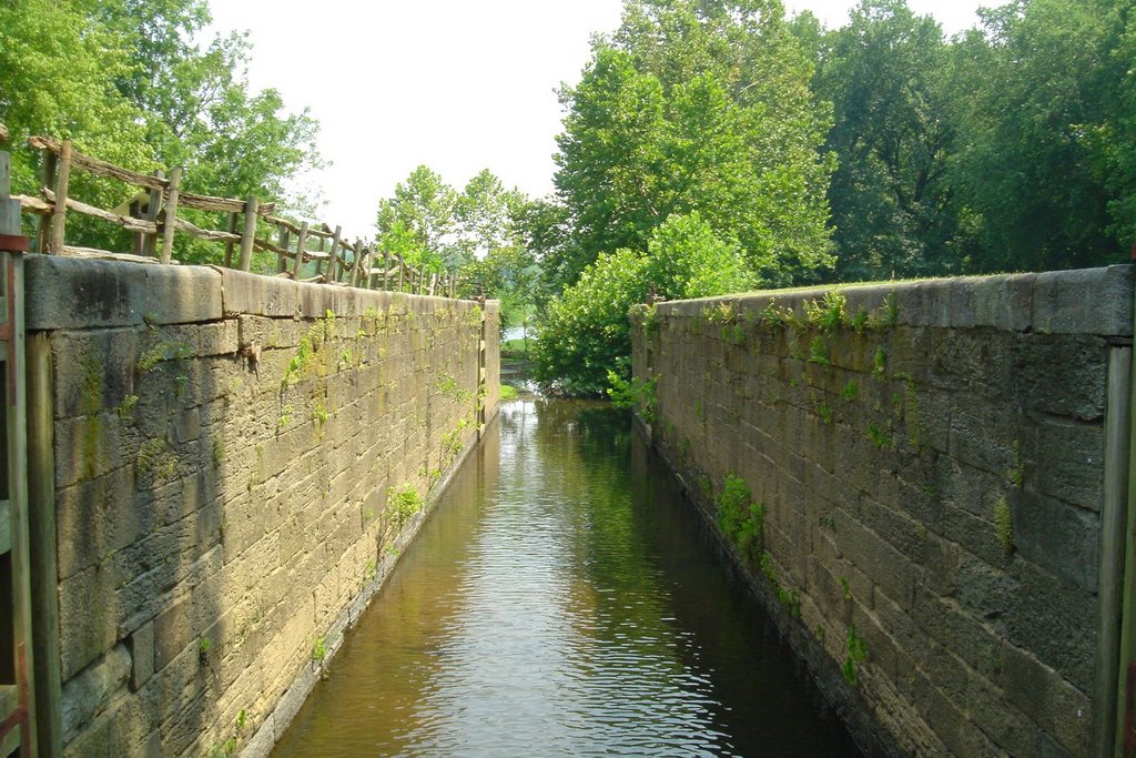 James River Lock by DieselDucy