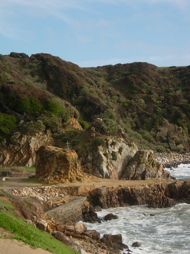 Caleta Chome II by Emilio Aillach