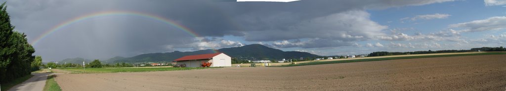 Regenbogen vor dem Melibokus by fernostkraus