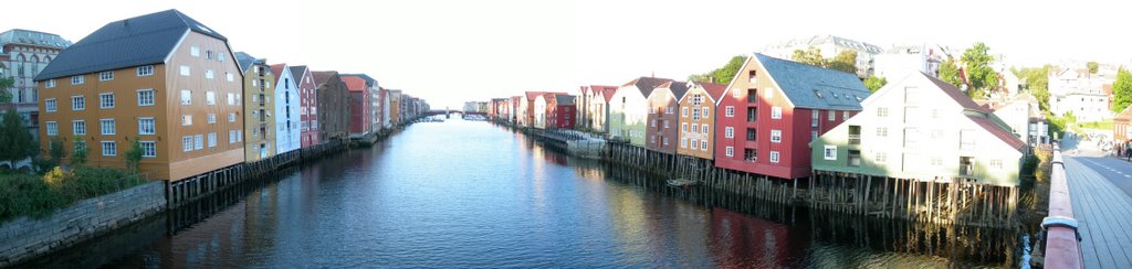 Trondheim by Blaise B