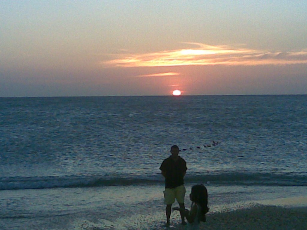 ATARDECER EN VILLA MARINA by pedrocastellano1972