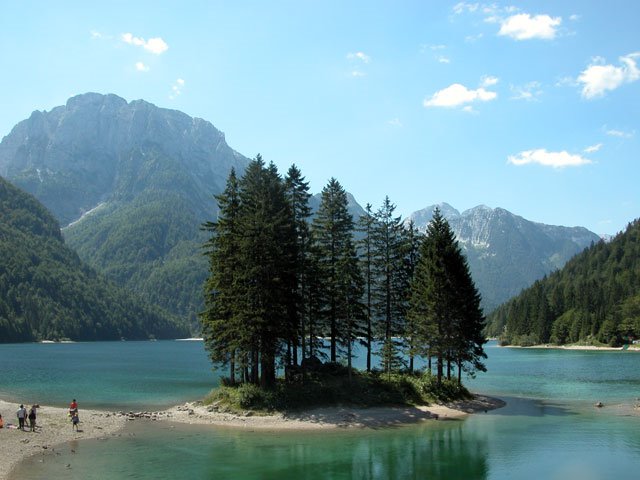 Rabeljsko jezero by Damjan Leban