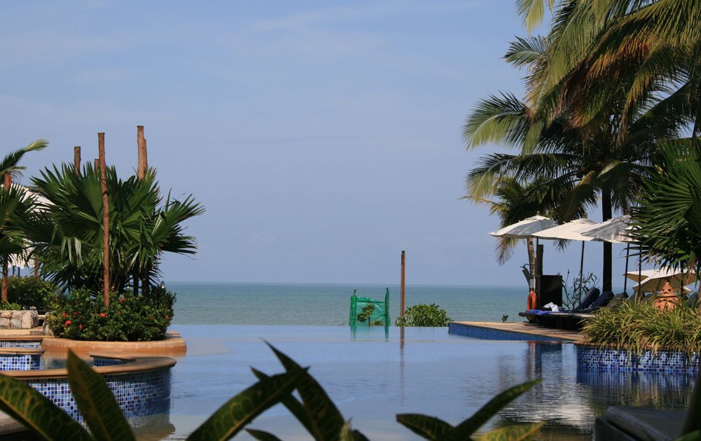 La Flora Hotel in Khao Lak Außenpool by Jens Foerster