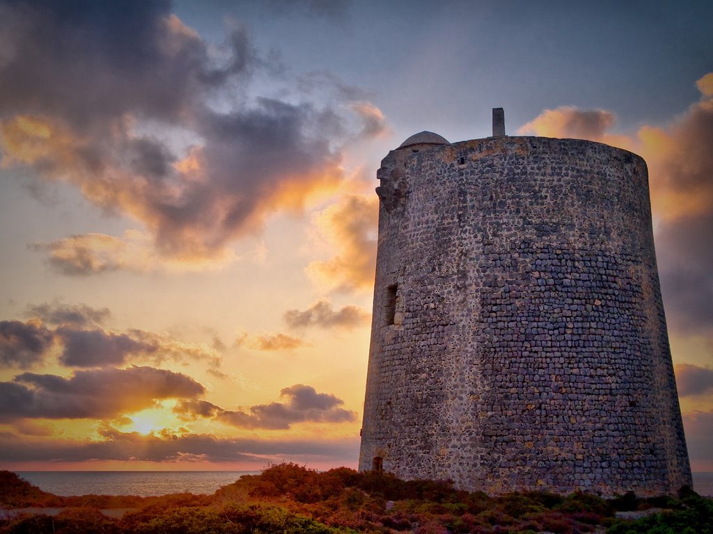 Sa Torre de Ses Portes by Jordi Gavaldà