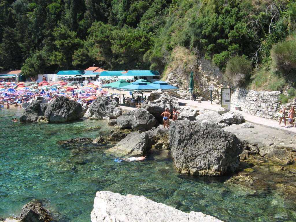 Budva, plaža Mogren by Dejan Kovačević