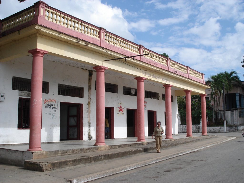 Bodega, San Diego de los Banos by Marc Follet