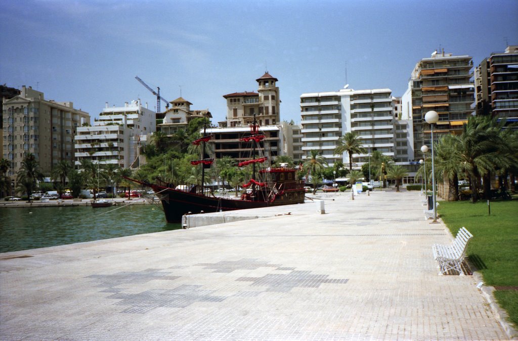 Palma - Segelschiff im Hafen, 1991 by T. Liebscher