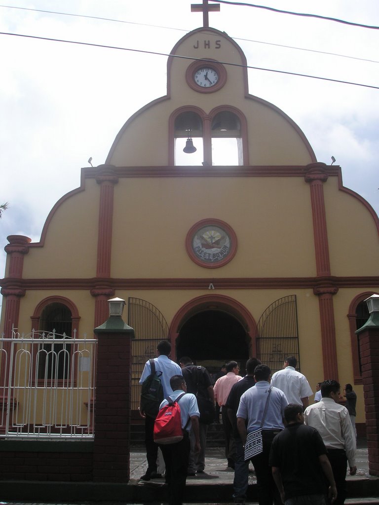 Iglesia San Francisco de Asís de Camoapa by Erasmo Silva