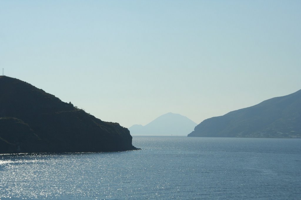 Lipari islands by Bartlomiej Swiatek